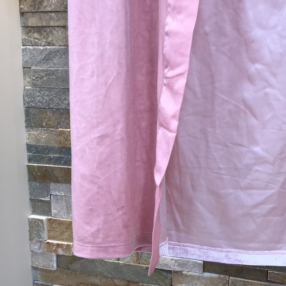 🎁Nordstrom Women's Pink Velour Robe - Picture 6 of 10